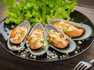 Picture of Mussels (half shell)